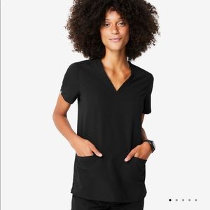 Figs Casma 3-pocket Scrub Top